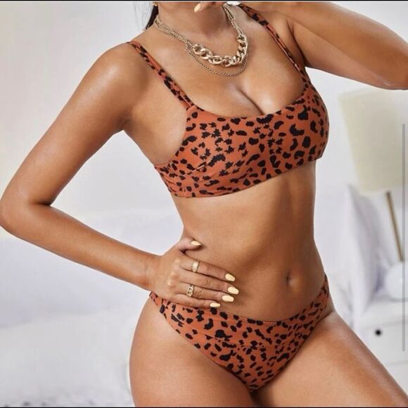 Women’s Sexy Leopard Print Two Piece Bikini Swimsuit XL - Picture 1 of 5